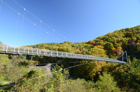 やまびこ吊橋